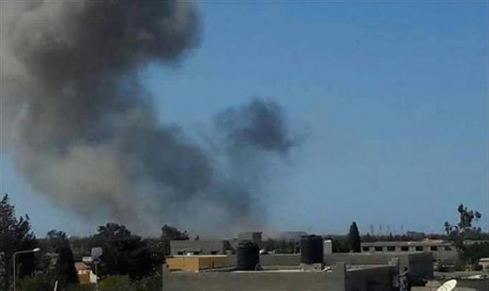 رويترز: قصف مصري يستهدف لليوم الثاني معسكرات في درنة