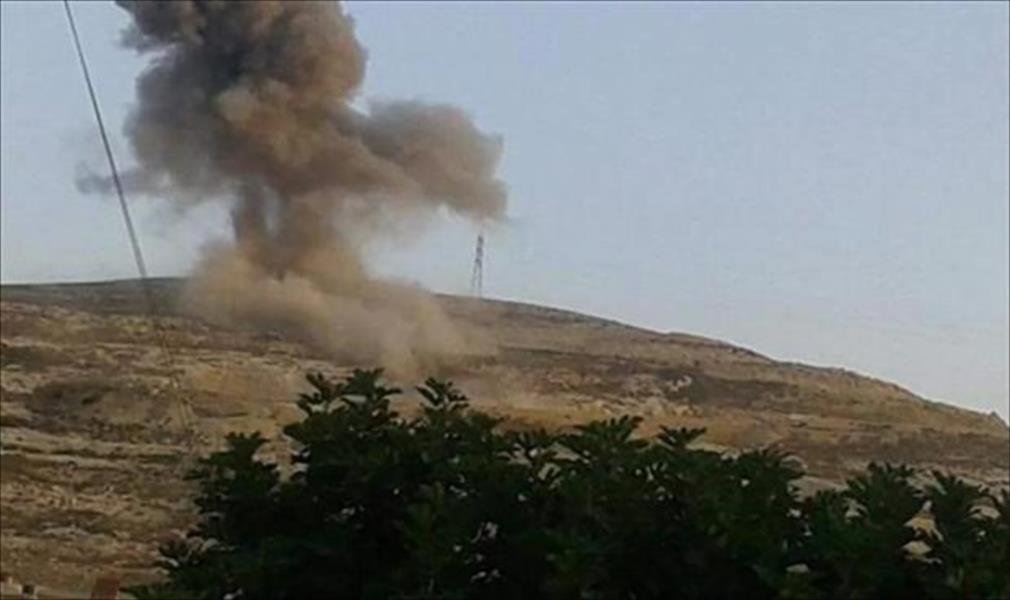 مصادر لـ «الوسط»: طائرات حربية غير ليبية استهدفت مواقع في درنة