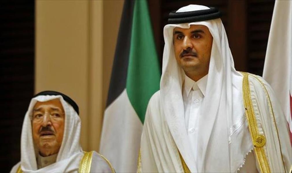 أمير الكويت يبحث حل الأزمة الدبلوماسية بين الرياض والدوحة