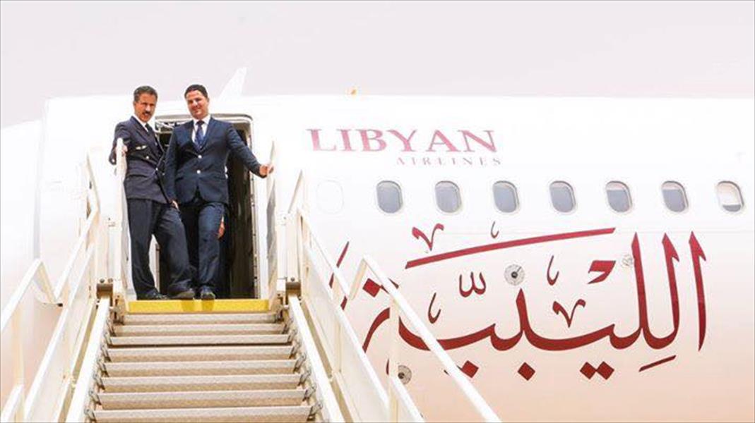 الخطوط الليبية تستأنف رحلاتها إلى الكفرة.. واجتماع لبحث إعادة حركة الطيران بمطار طرابلس