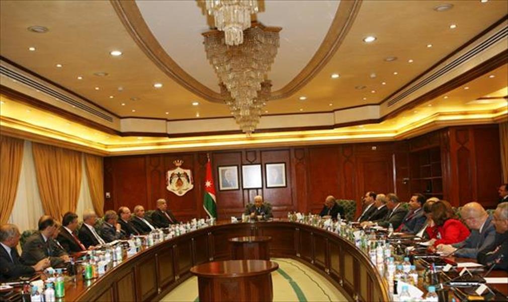 قبول استقالة ثلاثة وزراء في الأردن