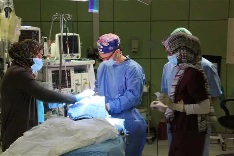 وصول فريق أميركي لإجراء عمليات القلب بمركز بنغازي الطبي‎
