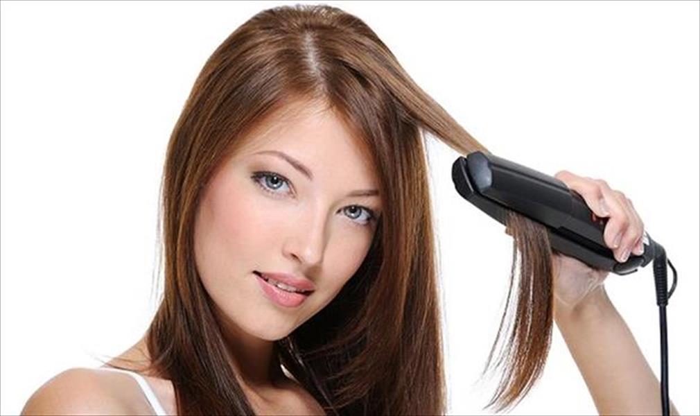 خطورة استخدام المكواة على الشعر المبلل