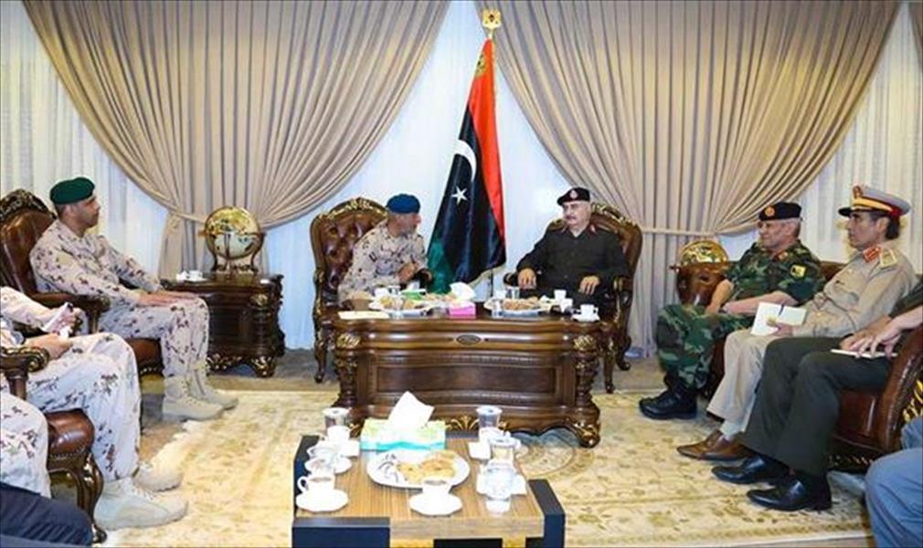 المشير حفتر يلتقي نائب رئيس أركان الجيش الإماراتي
