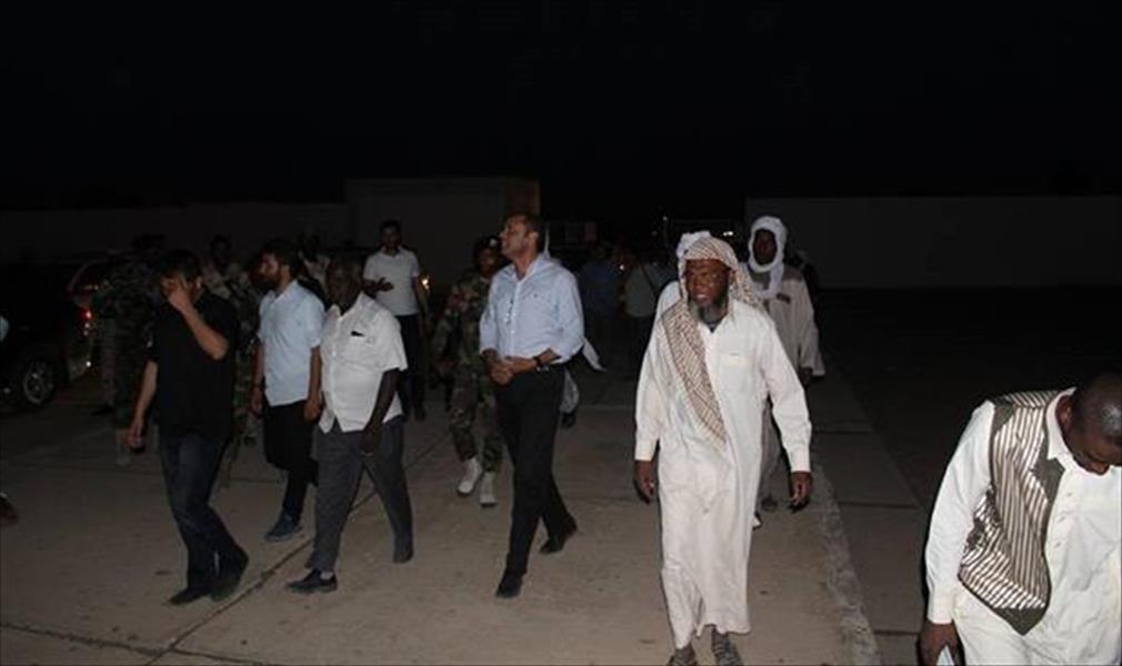 وزير «تعليم الوفاق» يتفقد مدرسة تجرهي بأقصى الجنوب (صور)