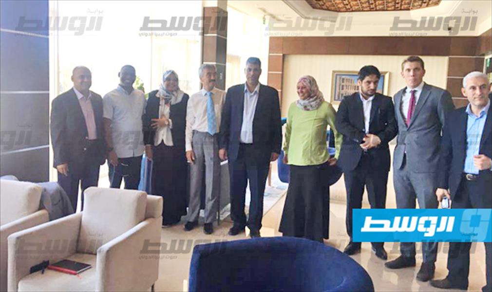 نواب من الجنوب يجتمعون مع السفير البريطاني في طرابلس