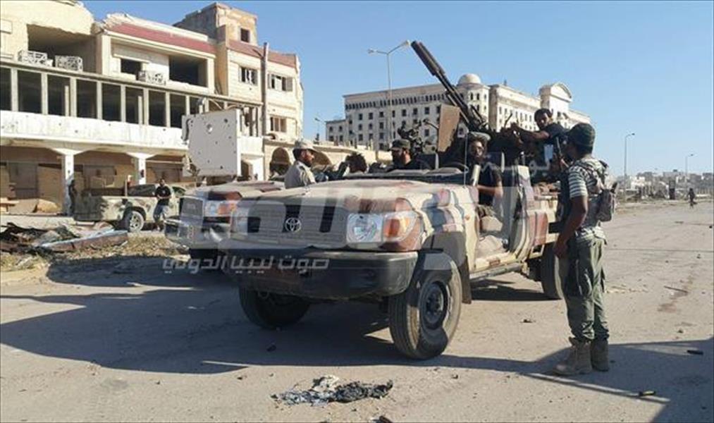 بالصور: تفاصيل تطهير حي الصابري في بنغازي