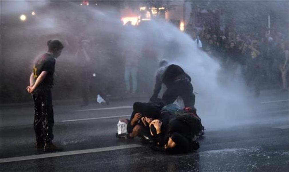 إصابة 76 شرطيًا في مواجهات مع متظاهرين ضد قمة العشرين بألمانيا