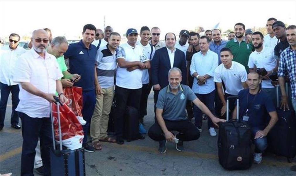 بالفيديو: معيتيق يستقبل أهلي طرابلس والجماهير تصطف على طول طريق الشط