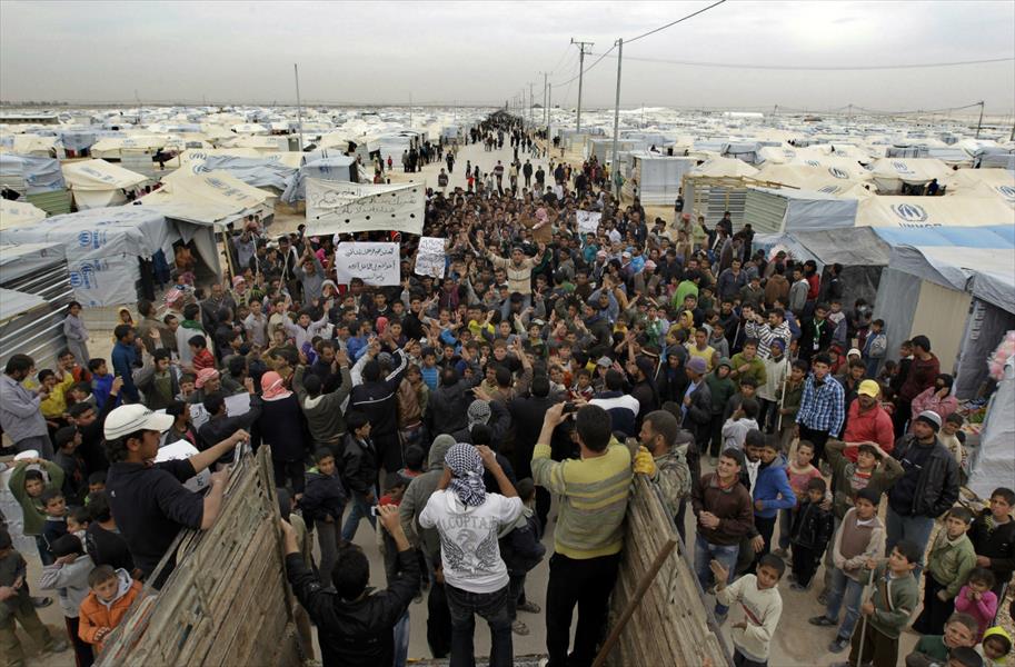 عودة 300 لاجئ من لبنان إلى منطقة القلمون السورية