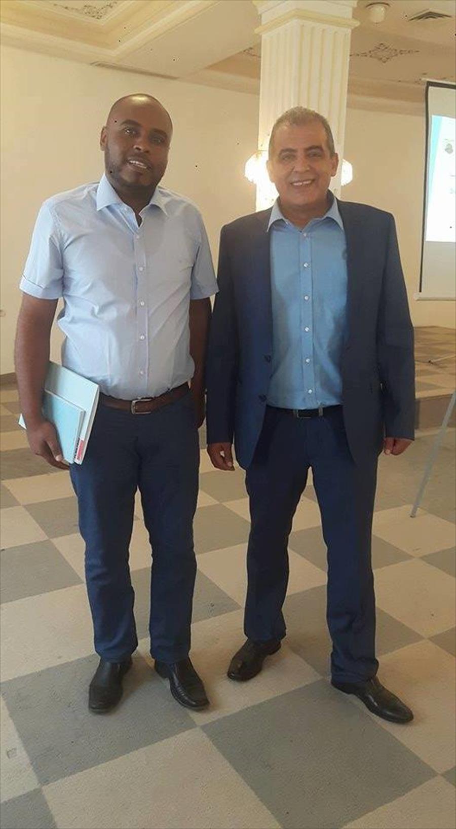 بالصور: «المهدوي» يقود اجتماع نقابة الإعلاميين مع المدير الدولي في تونس