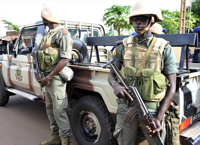 مقتل ثمانية جنود في هجوم شنه «متطرفون» شرق مالي