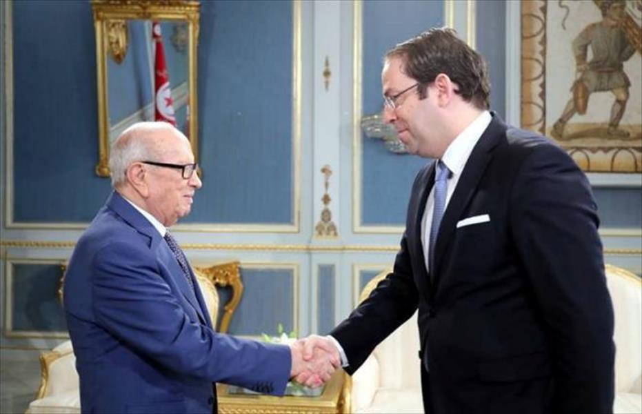 السبسي يناقش مع رئيس الحكومة ميزانية تونس 2018