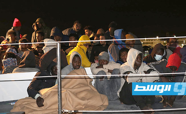 إنقاذ مهاجرين غير شرعيين من عرض البحر المتوسط, 27 مارس 2021. (وزارة الداخلية)