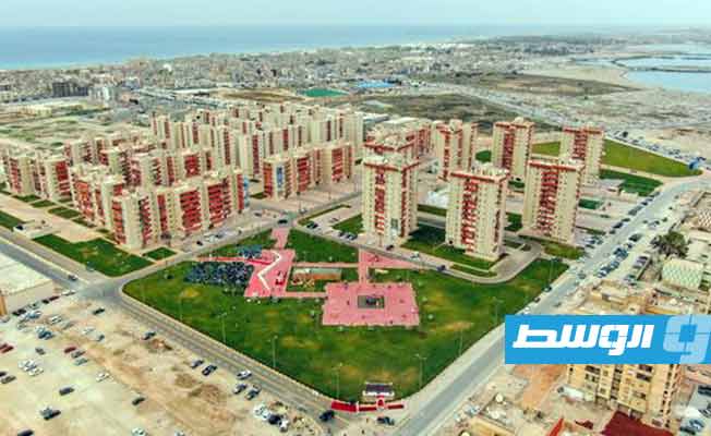 «عمارات السبخة» بمنطقة السلماني في بنغازي التي أعيد تسميتها بـ«حي المشير» وافتتحها حفتر، الثلاثاء 21 مارس 2023 (القيادة العامة)