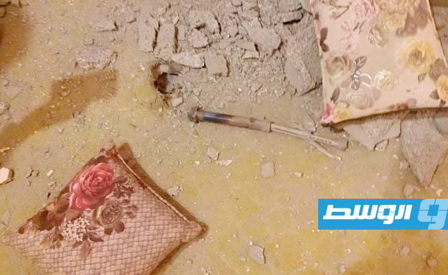 مصدر أمني لـ«بوابة الوسط»: سقوط قذيفة عشوائية على منزل ببني وليد