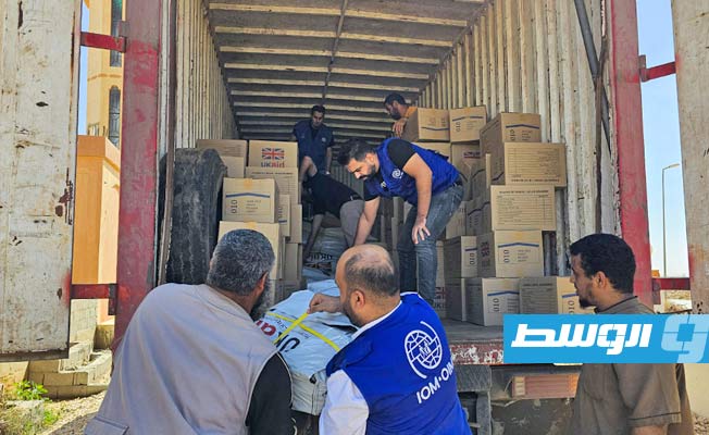 «الدولية للهجرة» توزع مواد إغاثة لـ837 متضررًا من «دانيال» في ليبيا