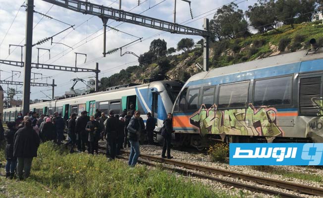 95 مصابا في تصادم قطارين بالعاصمة التونسية