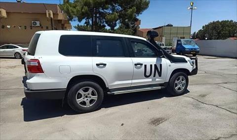 بالصور.. وفد من بعثة الأمم المتحدة يزور منفذ رأس اجدير البري