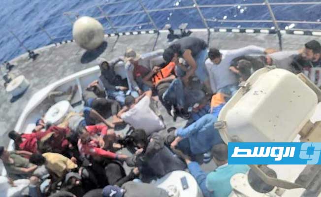 إنقاذ 56 مهاجرا من جنسيات عربية في عرض البحر شمال زوارة