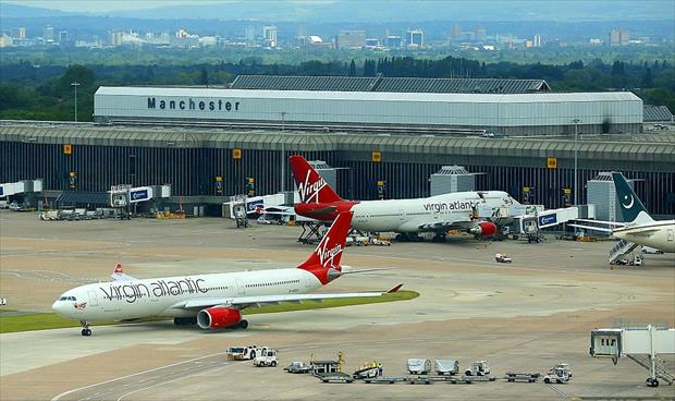 الشرطة البريطانية تفجر «طردًا مريبًا» في مطار مانشستر