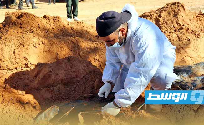 انتشار الجثامين من مقبرة عثر عليها بطريق سالم بن علي في ترهونة، الثلاثاء 3 ديسمبر 2022. (الهيئة العامة للبحث والتعرف على المفقودين)