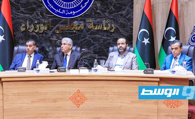باشاغا خلال لقائه مع عدد من رجال العمال وغرفة التجارة وازراعة والصناعة في بنغازي، الثلاثاء 4 أكتوبر 2022. (المكتب الإعلامي للحكومة)