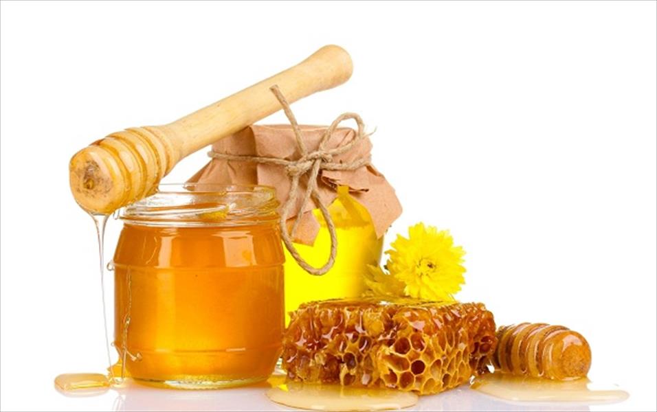 فوائد تناول مزيج العسل والماء صباحًا