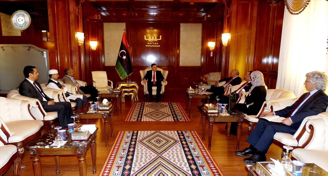 السراج يتسلم رسميًّا نسخة من مسوَّدة مشروع الدستور الليبي