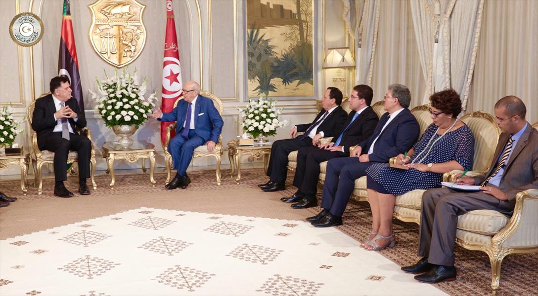 تفعيل اللجان المشتركة واتفاقيات التعاون تتصدر مباحثات السراج في تونس
