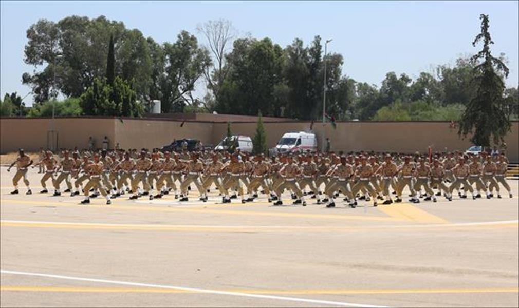 الاحتفال بتخريج 400 مجند من الحرس الرئاسي في طرابلس