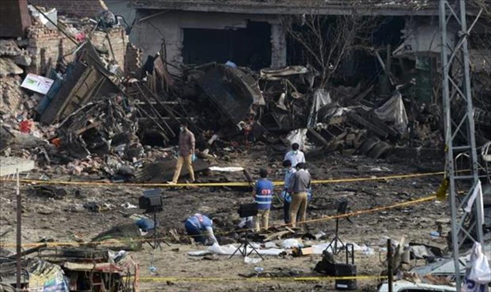 مقتل ثلاثة وإصابة 26 بجروح في انفجار قنبلة غرب باكستان