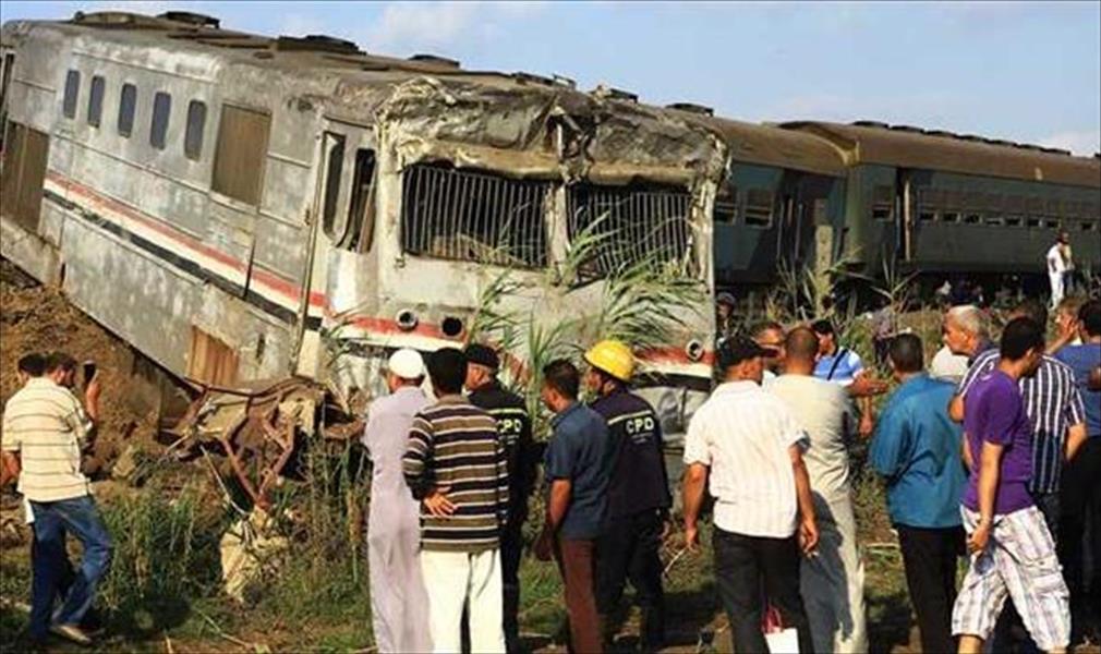 السيسي يأمر بمحاسبة المسؤولين عن حادث قطاري الإسكندرية