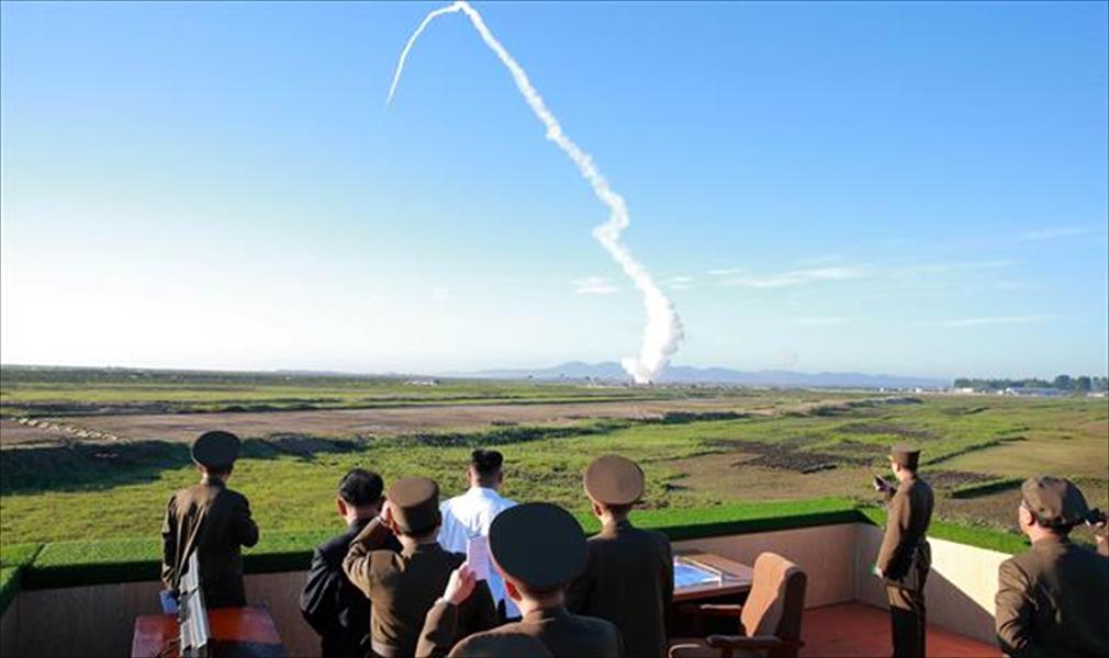 زعيم كوريا الشمالية يرجئ خطط ضرب غوام الأميركية بالصواريخ