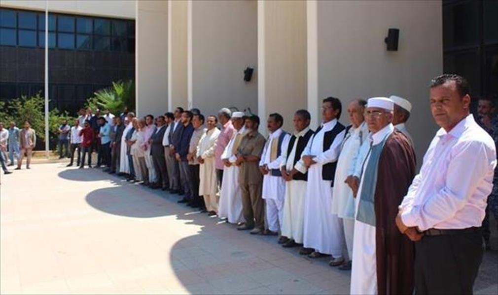وزير «تعليم الوفاق» يعد بصيانة عاجلة للمدارس المتضررة في سرت