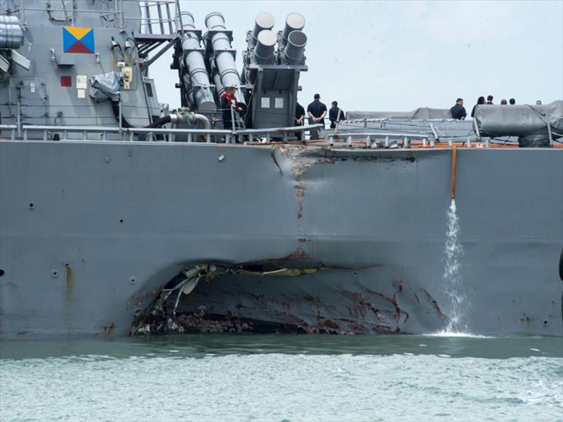 البحرية الأميركية تعلق عملياتها على مستوى العالم بعد تكرار حوادث التصادم