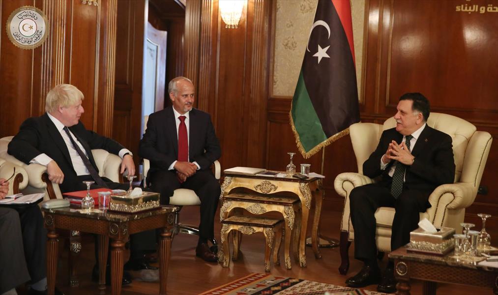 «تلغراف»: جونسون يُحذر ليبيا من تكرار قرار ماي «الكارثي» بإجراء انتخابات مبكرة
