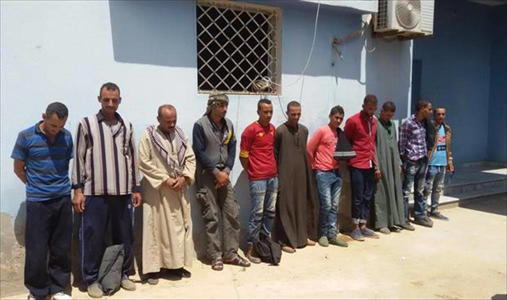 ضبط 26 مهاجرًا غير شرعي شرق طبرق