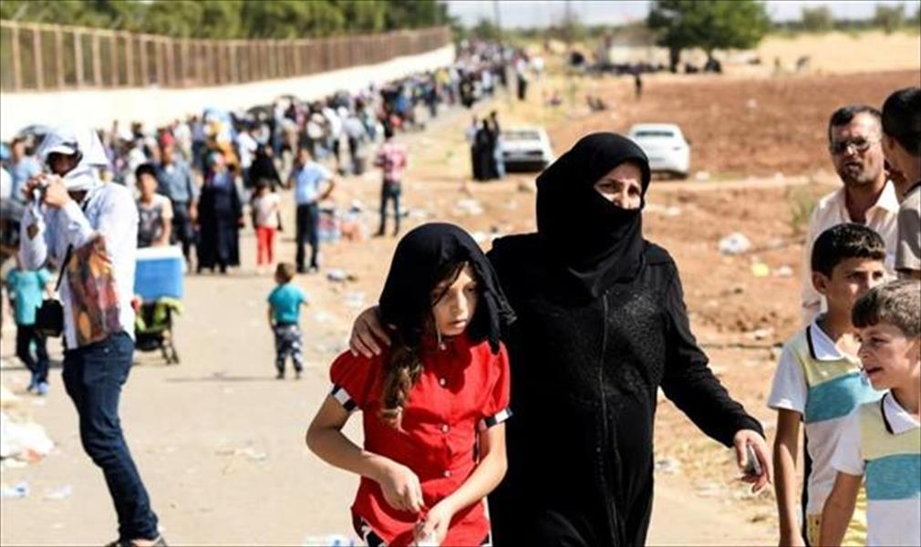 عشرات آلاف السوريين يعودون إلى بلادهم للاحتفال بعيد الأضحى