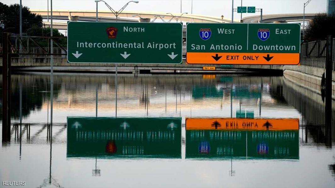 حاكم تكساس يكشف «رقمًا صادمًا» لخسائر إعصار هارفي