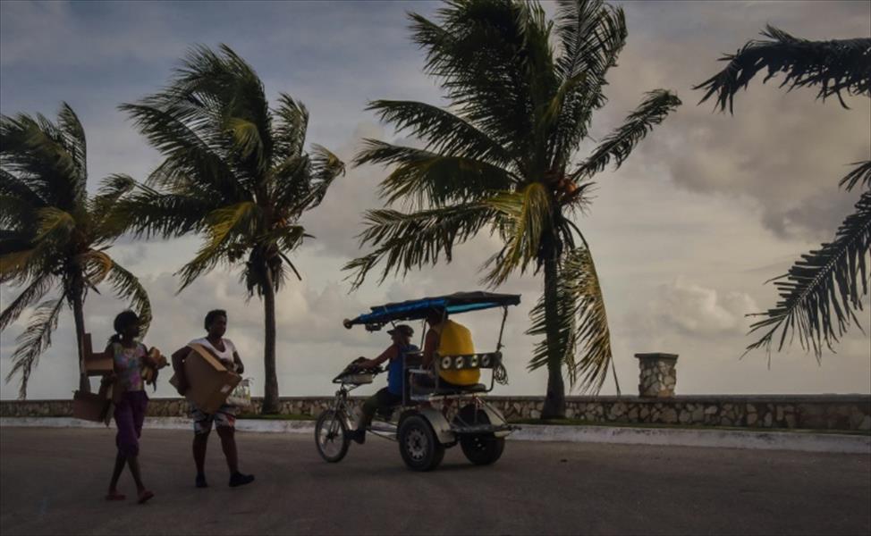 إجلاء مليون شخص في كوبا مع وصول الإعصار «إرما»