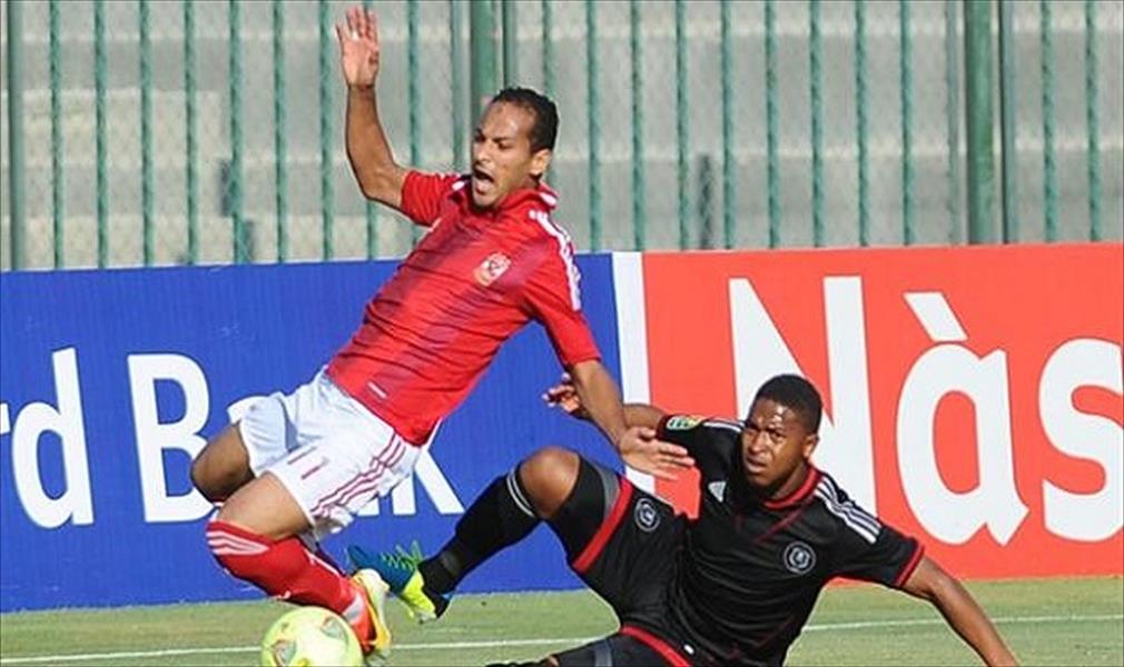 الأهلي المصري يخسر جهود وليد سليمان لنهاية الموسم