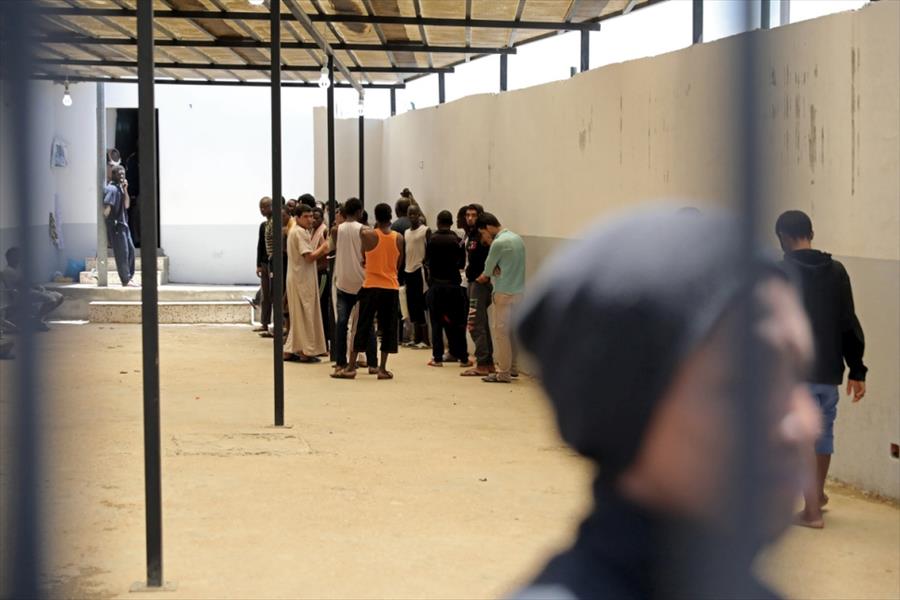 مفوضية اللاجئين: نعمل على إيجاد بدائل لمراكز احتجاز المهاجرين في ليبيا