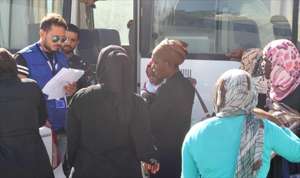 عودة 146 مهاجرًا في ليبيا إلى بوركينا فاسو بمساعدة «الدولية للهجرة»
