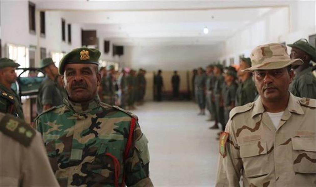 مركز طبرق يدرب 380 متطوعًا جديدًا بالجيش