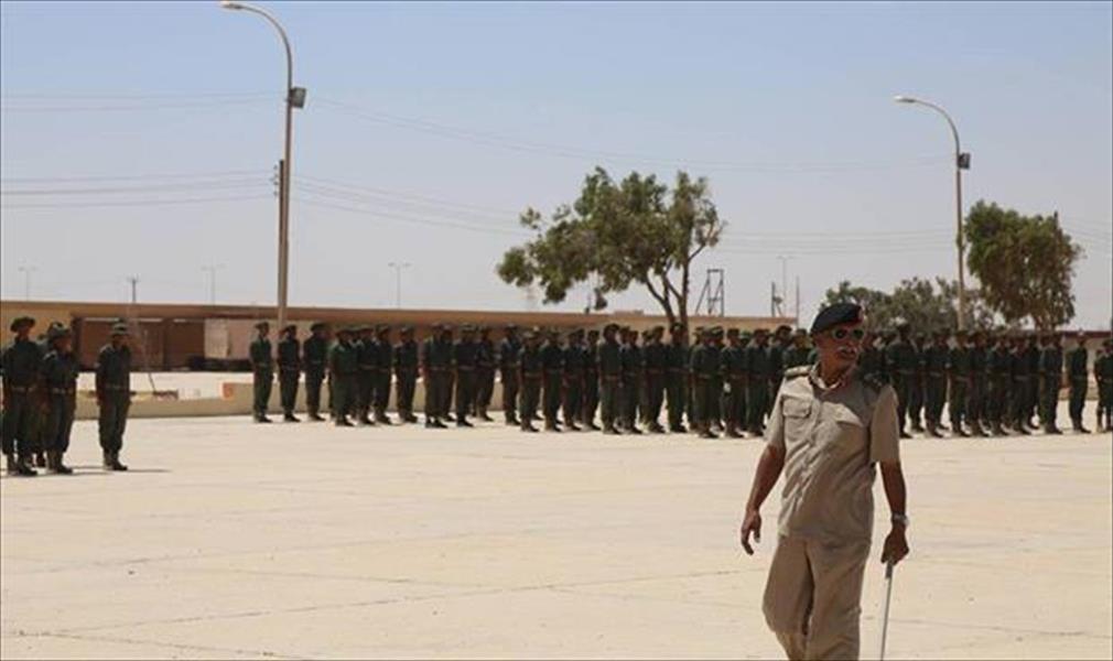مركز طبرق يدرب 380 متطوعًا جديدًا بالجيش