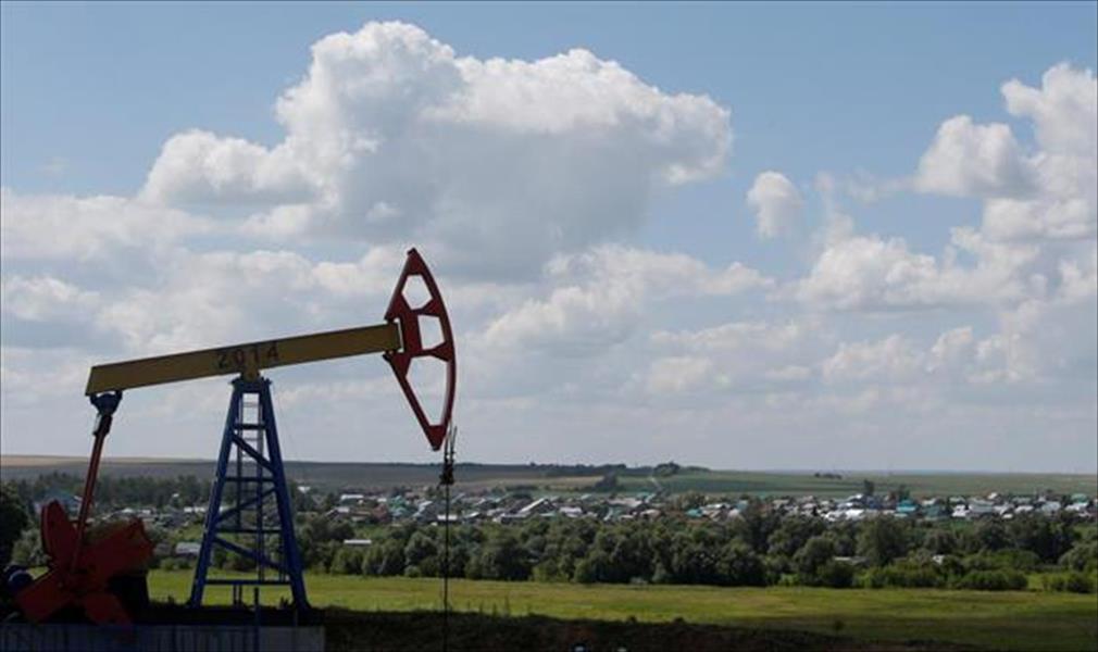 أسعار النفط قرب أعلى مستوى لها في شهور «رغم تراجعها»