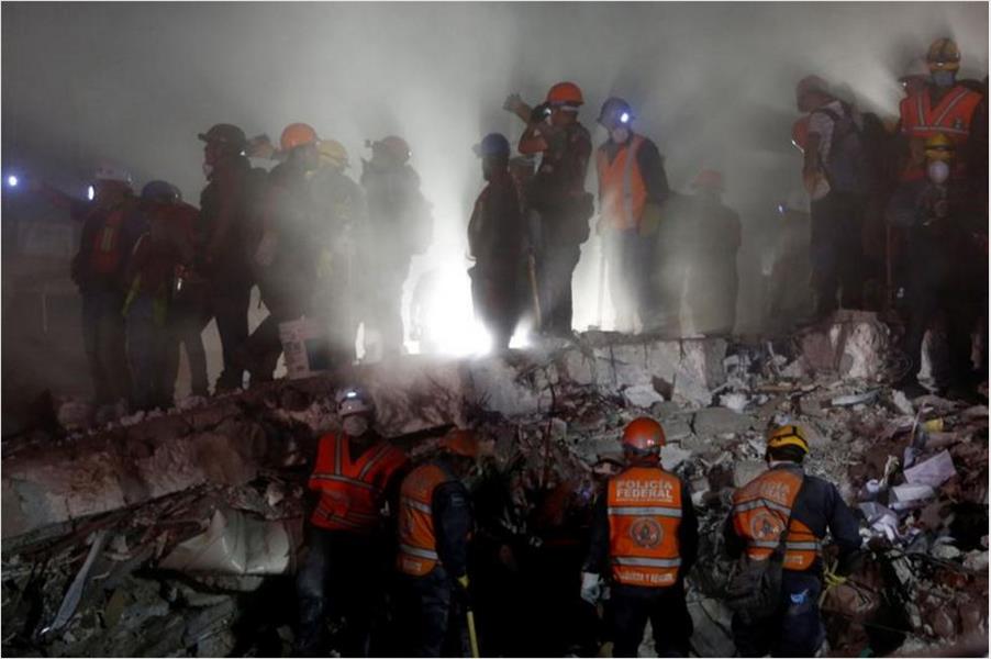 بالفيديو.. 230 قتيلاً في «زلزال المكسيك» وتضاؤل الآمال في العثور على ناجين