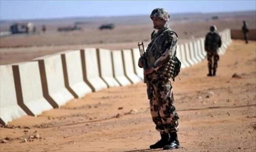 الجزائر توقف 6 أشخاص على علاقة بأكبر شبكات تهريب البشر عبر الحدود الليبية
