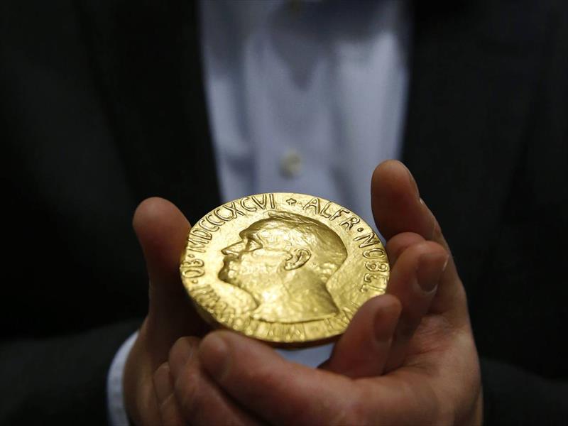 نوبل ترفع قيمة جائزتها إلى تسعة ملايين كرونة سويدية